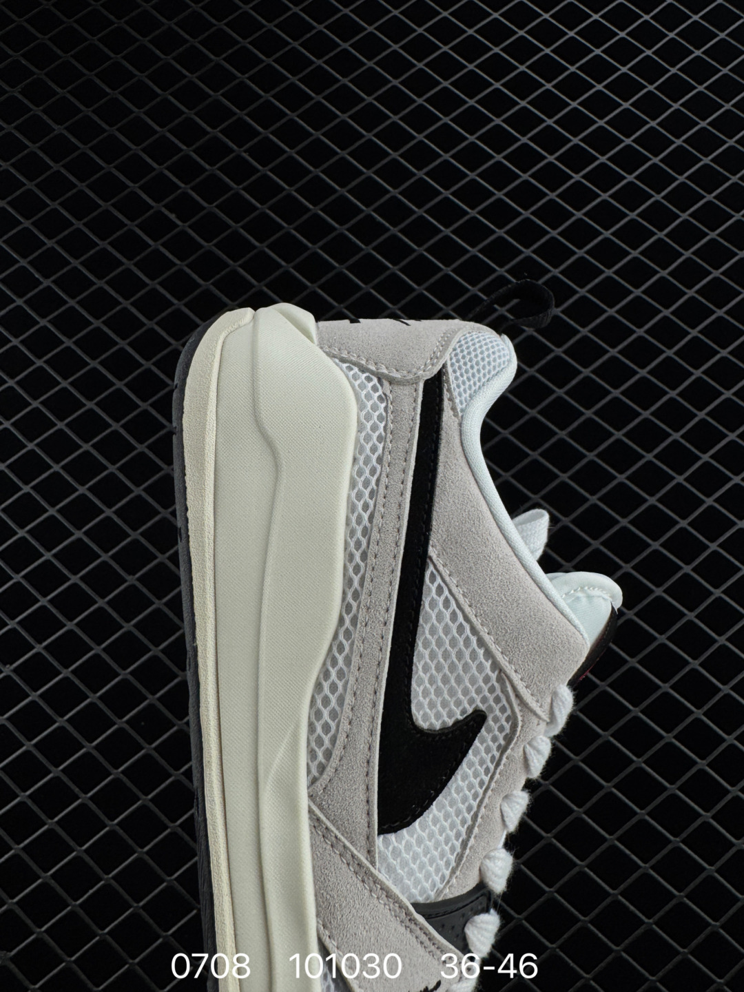 NK Air JORDAN CMFT ERA